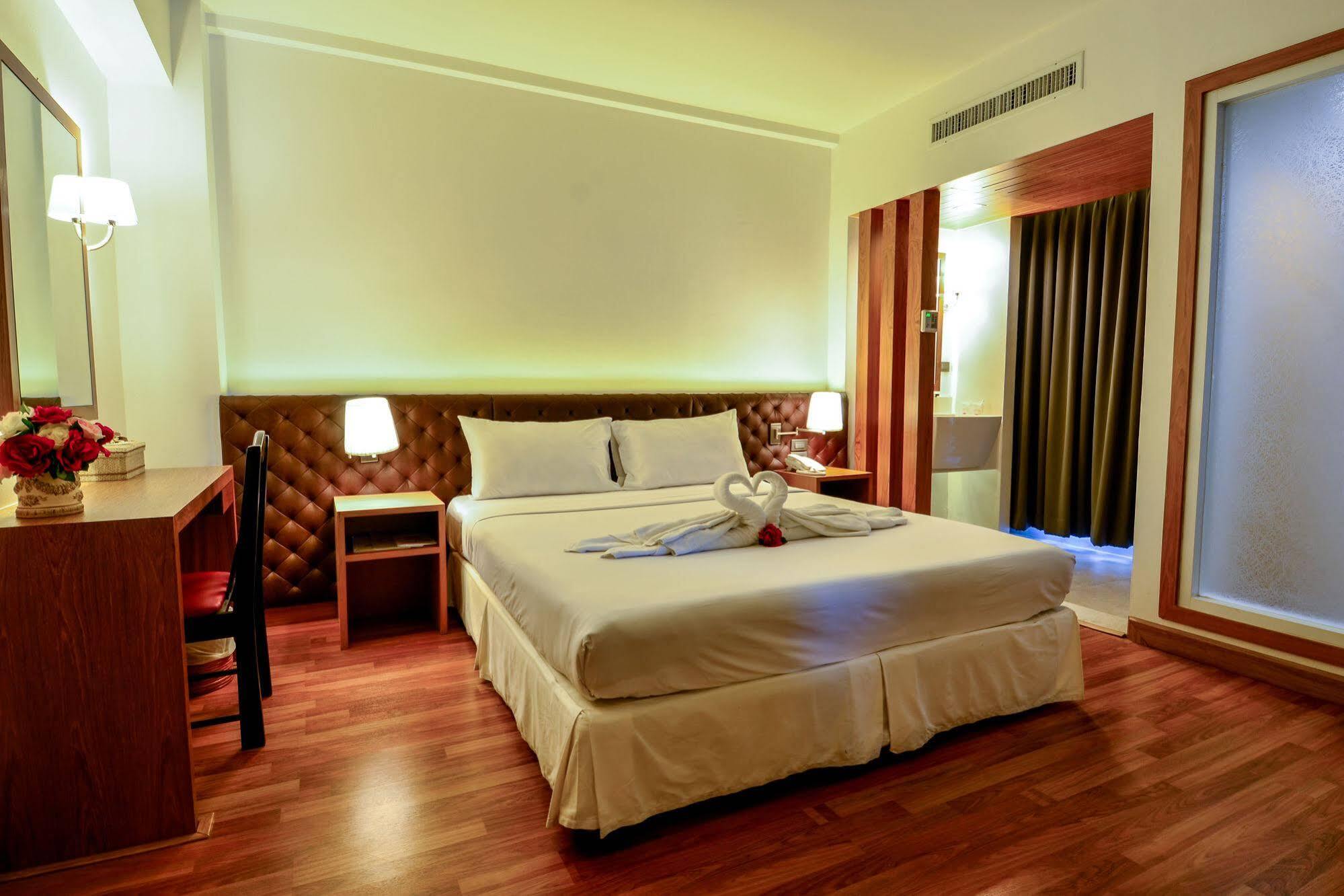 Viva Hotel Songkhla Exterior photo